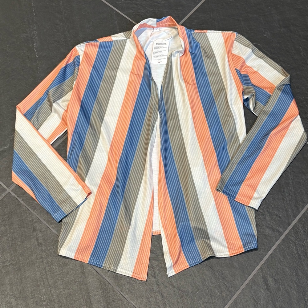 NWT Loose T-shirt Weight Sweater Size Large Beige/Olive/Blue/Coral